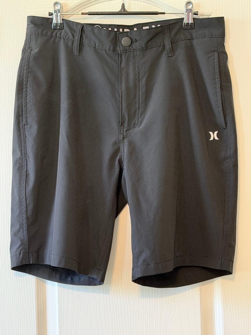 Hurley Men's All Day Hybrid Quick Dry 4 Way Stretch Black Shorts-Size 32